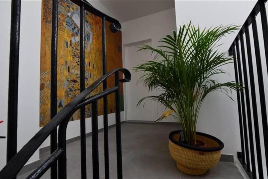 The Penthouse, Oasis Of Light And Inspiration Apartment Антверпен Екстериор снимка